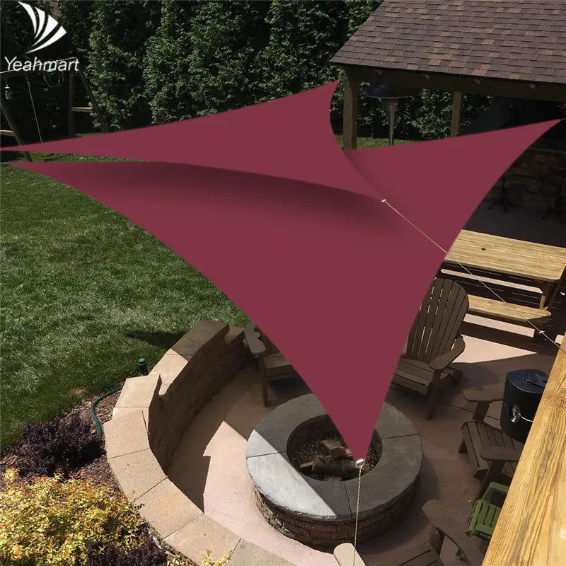 Toldo Triangular Impermeável com Proteção UV + 3 Cordas (Brinde)