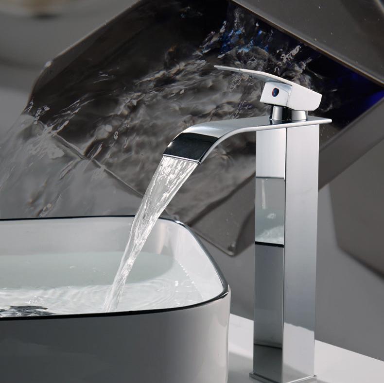 Torneira de Bancada para Banheiro e Lavabo Bica Alta Cascata